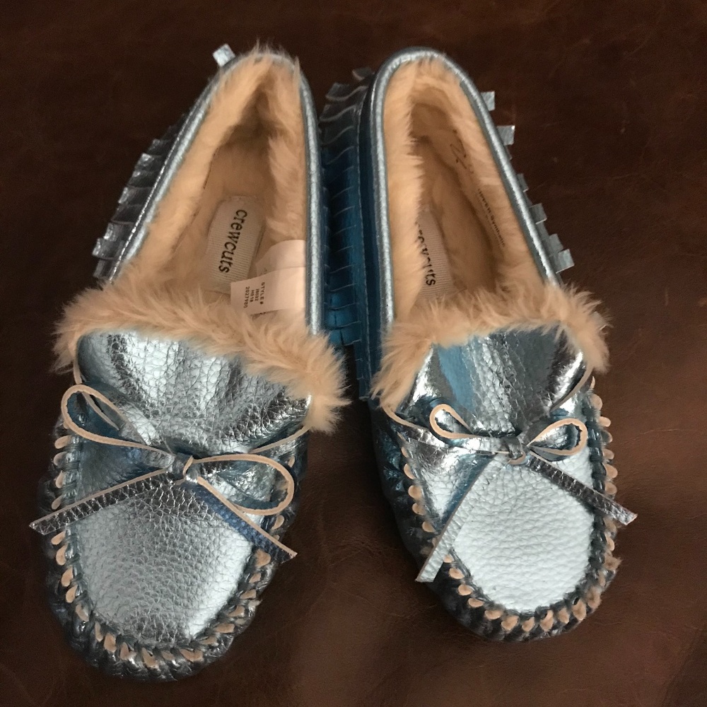 Girls Metallic crewcuts slippers